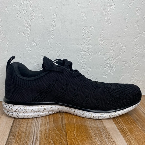 APL  Techloom Pro M Propelium 8347526 Sneakers Size 9 Black/Midnight/Speckle EUC